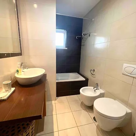 Varandas D Agua With Spectacular Balcony